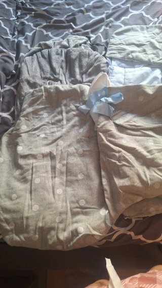 Sacos Uzturre Capazo y Silla Gris