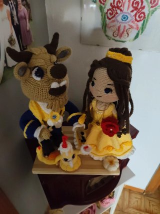 Muñecos Crochet Bella y Bestia