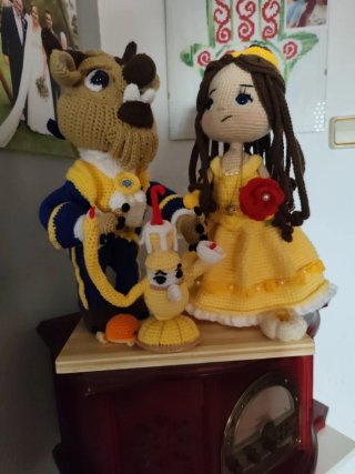Muñecos Crochet Bella y Bestia