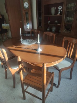 Mesa y 5 Sillas Comedor Madera Oscura