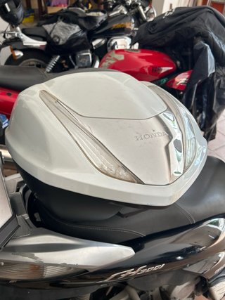 Honda SH300i Pegatina C
