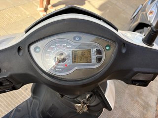 Moto 50cc SYM Jet 4 R Blanca