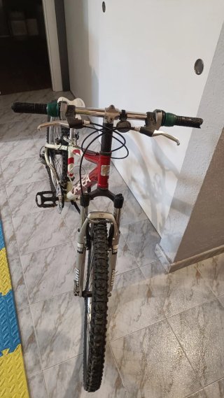 Bicicleta Orbea Roja y Blanca Solo venta en person