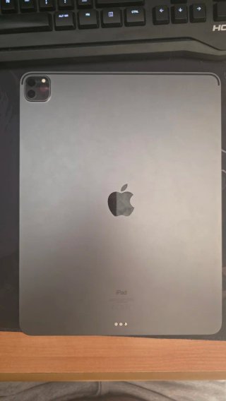 iPad Pro 4ª Gen 12.9 Pantalla Amarilla