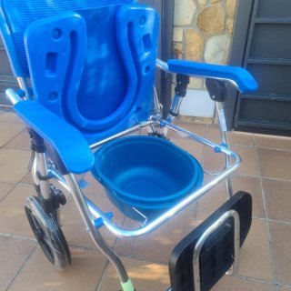 Silla de ruedas de wc y ducha plegable OASIS-NUEVA