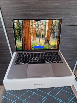 Macbook Air M3 256gb space gray