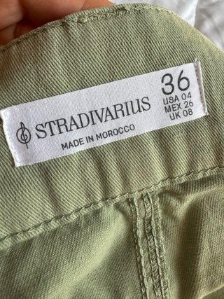 Falda vaquera mini Stradivarius Y2K verde
