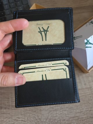 Cartera sin estrenar Antonio Hernandez