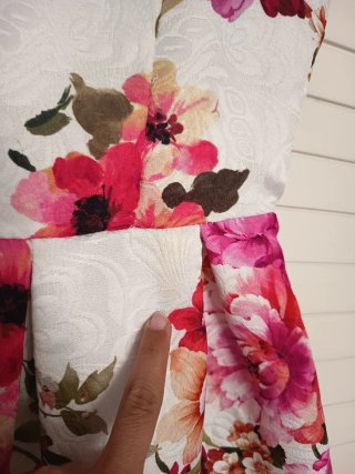 Vestido estampado floral blanco