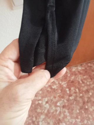 Blusa negra sin mangas mujer