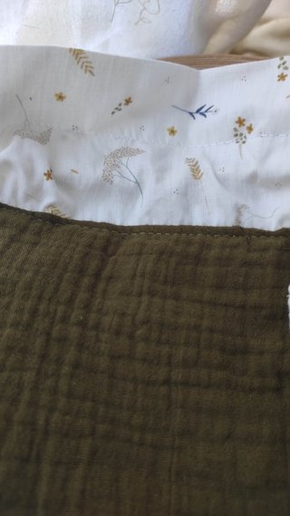 Mochila infantil artesanal. Sin estrenar.