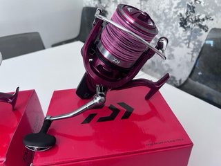2 Mulinelli Daiwa Emblem Surf 45 SCW QD TYPE-R