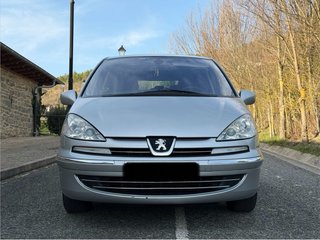 Peugeot 807 2014