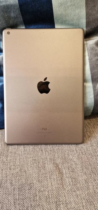 iPad 7ª Gen 128GB Space Gray