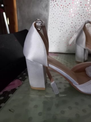 Zapatos de novia blancos