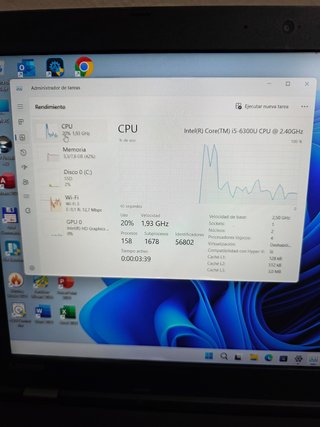 Ordenador portátil Lenovo i5 Sexta generación 8RAM