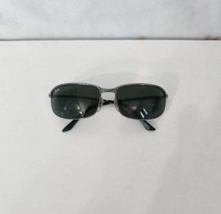 Occhiali da sole Ray-Ban argentati e verdi