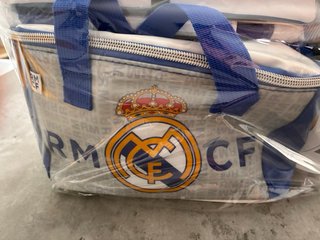 Lote productos Real Madrid