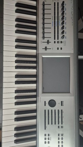 Korg Kronos Titanium 88 Teclas Sintetizador