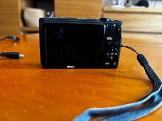 Cámara Nikon Coolpix S3600 20.1 Megapíxeles Zoom 8