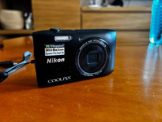 Cámara Nikon Coolpix S3600 20.1 Megapíxeles Zoom 8