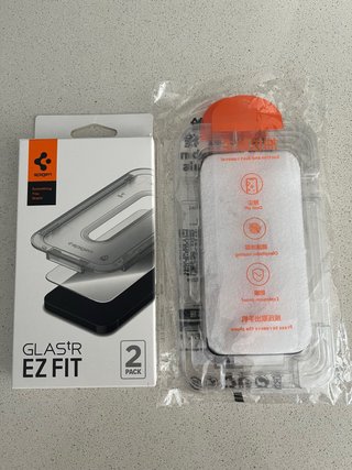 Spigen Glas.tR EZ Fit protectores iPhone 13 mini