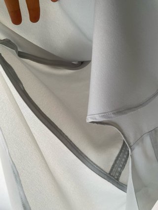Blusa Elogy gris talla M