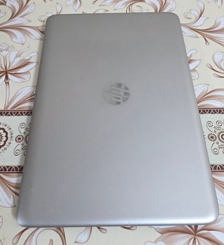 Ordenador portátil HP i5 Pantalla Táctil, 8RAM