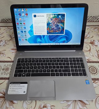 Ordenador portátil HP i5 Pantalla Táctil, 8RAM