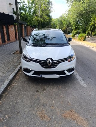 Renault Grand Scenic 2022