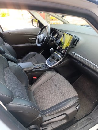 Renault Grand Scenic 2022