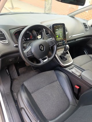 Renault Grand Scenic 2022