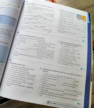 English File: Pre-Intermediate: Student's Book/...