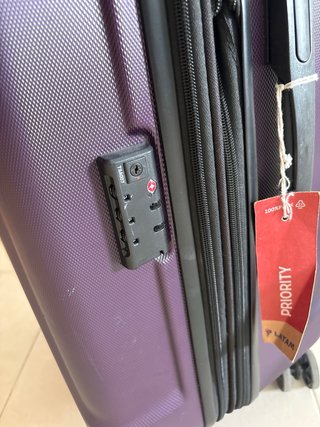 Maleta Samsonite mediana morada