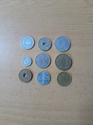 9 Monedas Pesetas España Varias