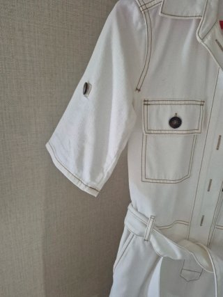 Mono Massimo Dutti blanco pespunteado