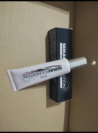 Avon Serum Foundation Radiant Finish SPF 30