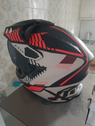 Casco Airoh Commander Boost