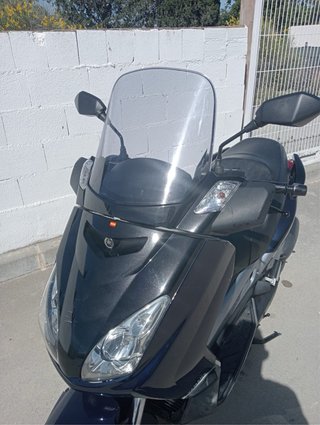 Yamaha X-Max 125cc Maxi Scooter