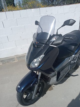 Yamaha X-Max 125cc Maxi Scooter