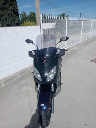 Yamaha X-Max 125cc Maxi Scooter