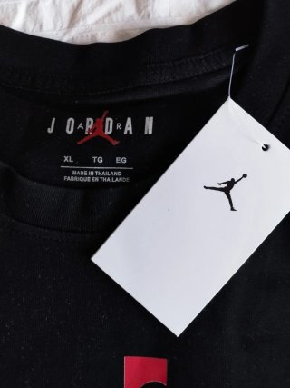 Camiseta Jordan XL Negra y Roja