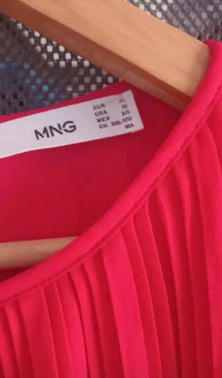Vestido plisado MNG rojo