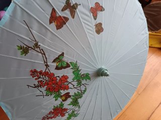 Sombrilla china de bambú y papel