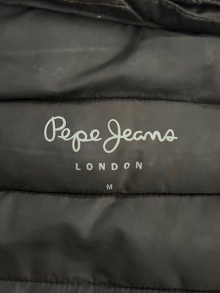Abrigo acolchado Pepe Jeans negro