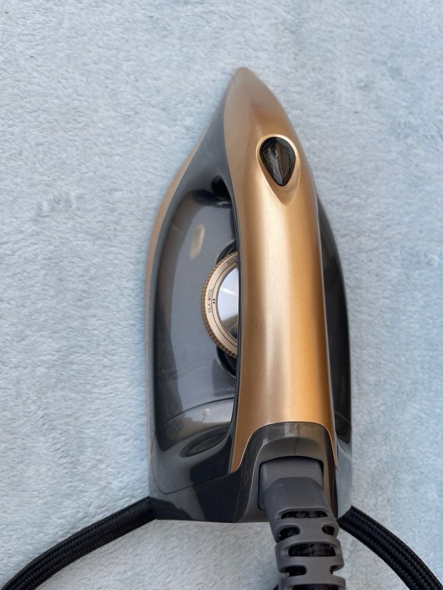 Centro Planchado Superlex 2600W 2.5L Vapor