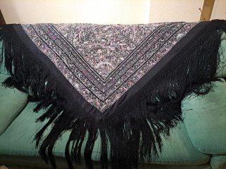 Manton Manila Cantonés Negro Multicolor