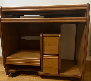 Mesa de ordenador de madera