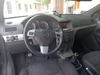 Opel Astra 2007