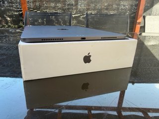iPad Air 5ª gen 10,9” 64GB Gris Espacial